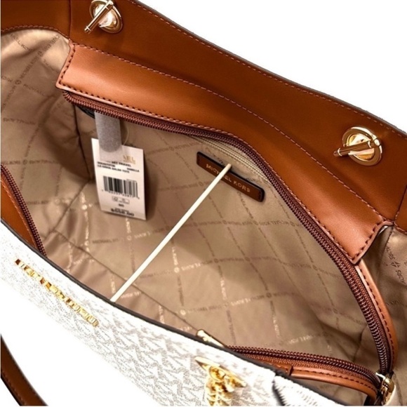 Michael Kors Large Chain Shoulder Bag & Double Zip Wallet Set Vanilla/Luggage - Picture 8 of 14